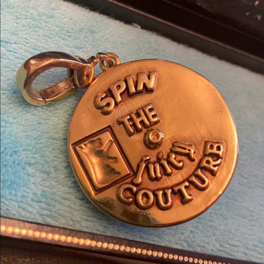New RARE HTF Juicy Couture SPIN THE BOTTLE CHARM - Picture 6 of 6